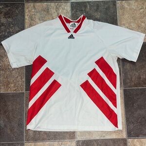 Vintage Adidas Men's White and Red Shirt
